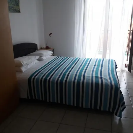 By The Sea Grebastica, Sibenik - 14476 *